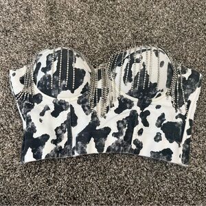 Elegant Black and White Women's Crop Top